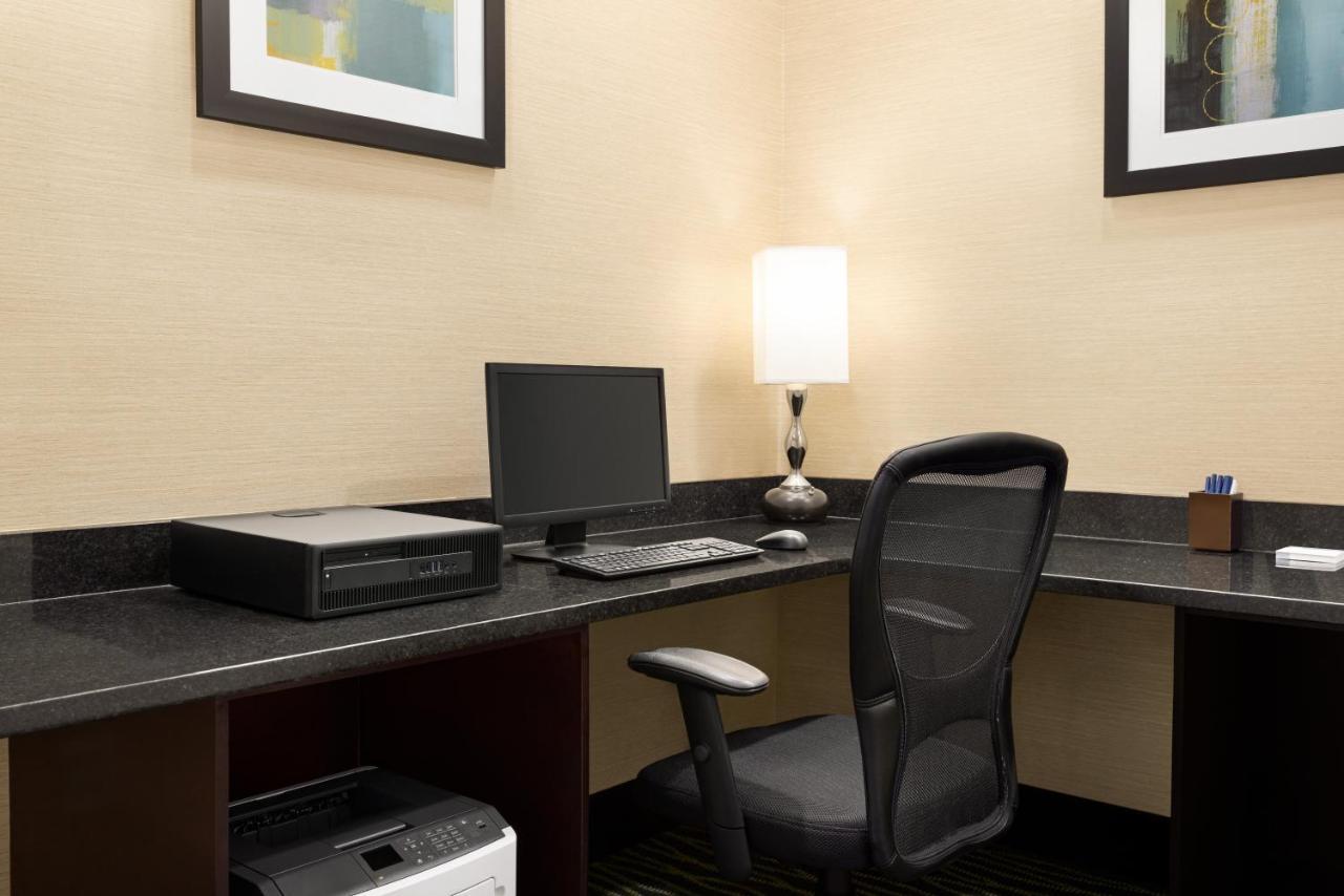 Holiday Inn Express Hotel & Suites Edmond By Ihg Kültér fotó