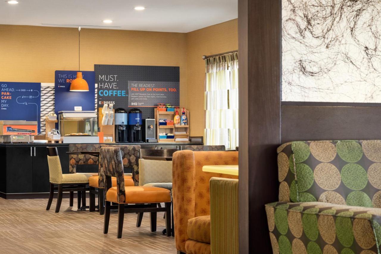 Holiday Inn Express Hotel & Suites Edmond By Ihg Kültér fotó