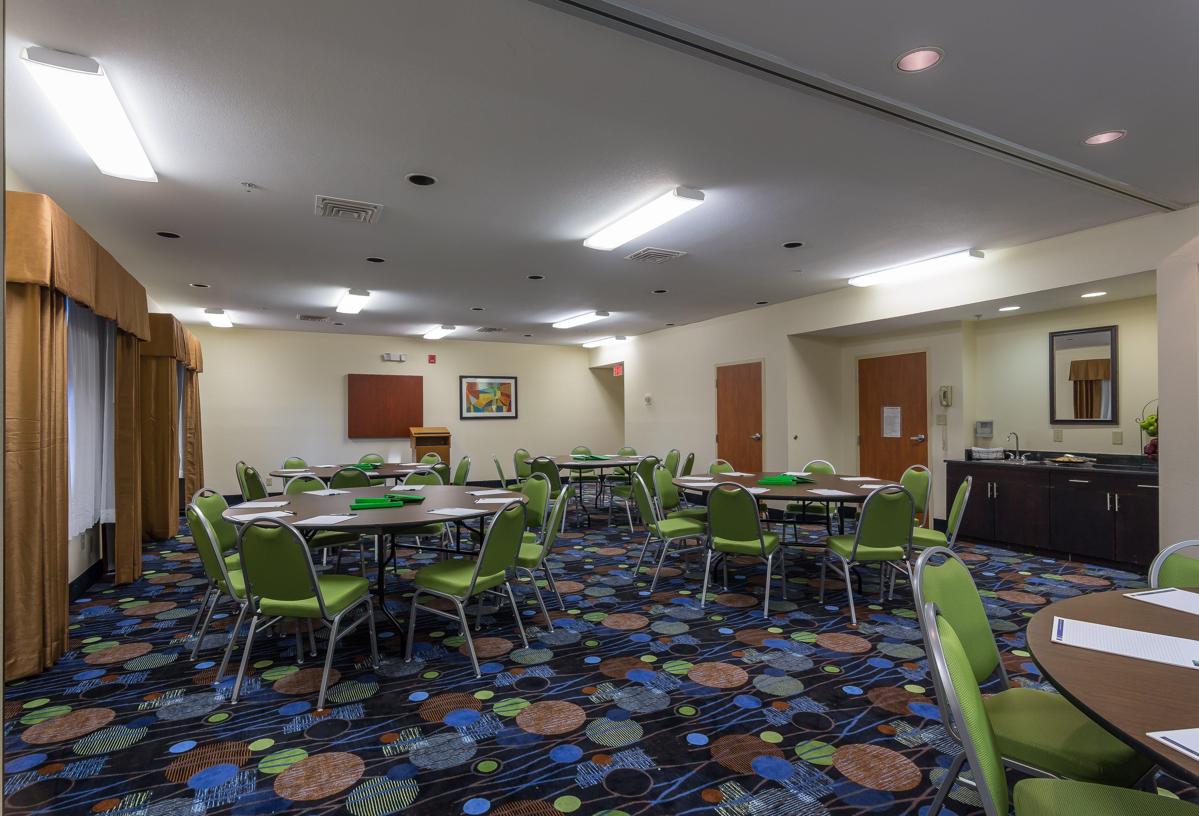Holiday Inn Express Hotel & Suites Edmond By Ihg Kültér fotó