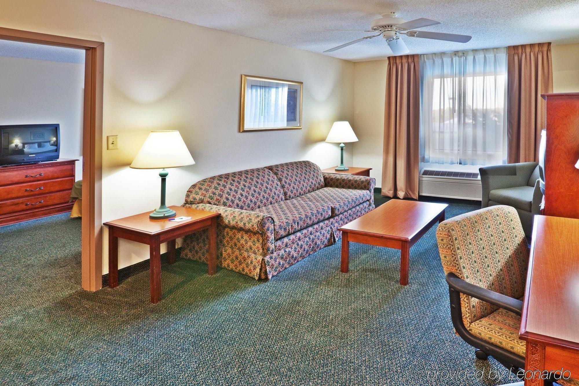 Holiday Inn Express Hotel & Suites Edmond By Ihg Szoba fotó